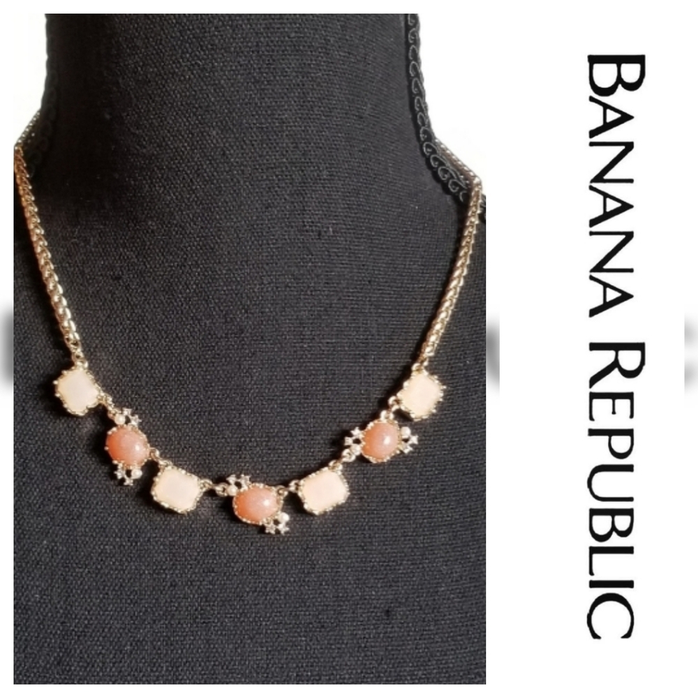 Banana Republic necklace